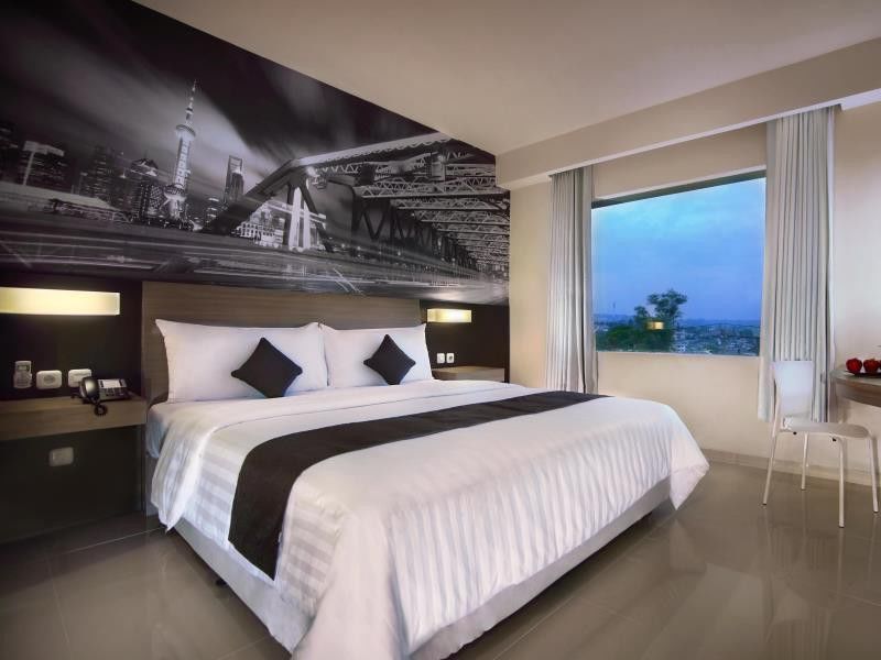 Hotel Neo Candi Simpang Lima - Semarang By Aston Kültér fotó