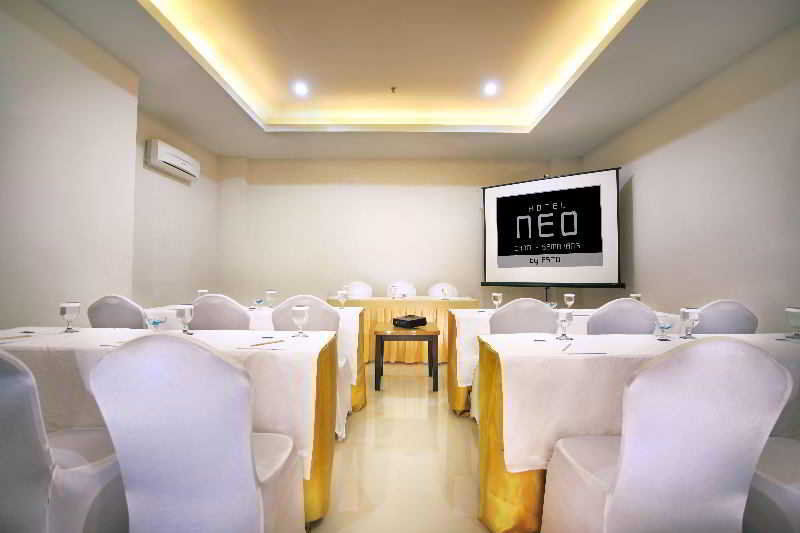 Hotel Neo Candi Simpang Lima - Semarang By Aston Kültér fotó