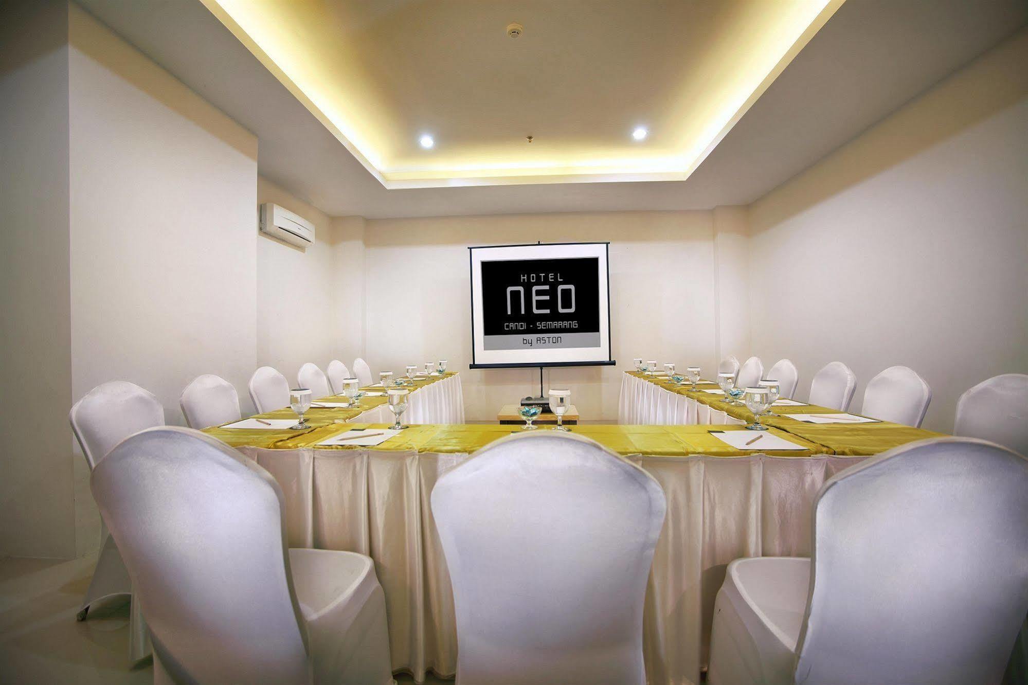 Hotel Neo Candi Simpang Lima - Semarang By Aston Kültér fotó